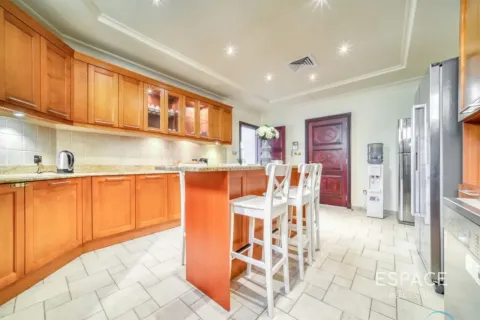 Palm Jumeirah, Dubai, UAE의 임대용 빌라 침실 5개, 496제곱미터 번호 738278 - 사진 4