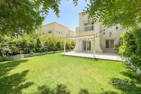 Villa para arrendamento em The Springs, Dubai, EAU 3 quartos, 209 m2 № 738276 - foto 1