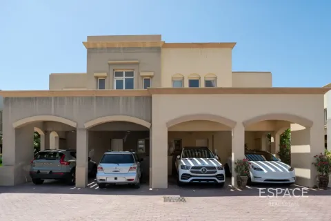 Villa para arrendamento em The Springs, Dubai, EAU 3 quartos, 270 m2 № 738275 - foto 9