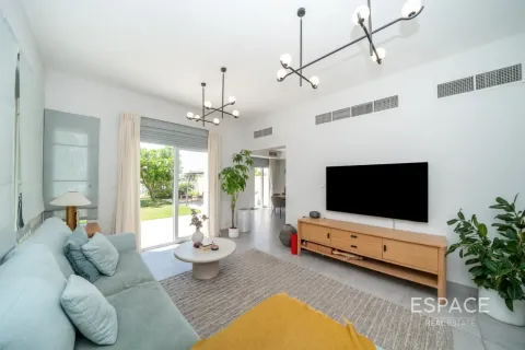 Villa para arrendamento em The Springs, Dubai, EAU 3 quartos, 270 m2 № 738275 - foto 20