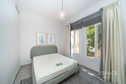 Villa para arrendamento em The Springs, Dubai, EAU 3 quartos, 270 m2 № 738275 - foto 6