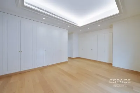 Villa Palm Jumeirah, Dubaijā, AAE 3 istabas, 465 m2 Nr. 738279 - attēls 12
