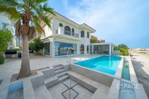 Villa Palm Jumeirah, Dubaijā, AAE 3 istabas, 465 m2 Nr. 738279 - attēls 1