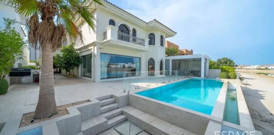 Villa Palm Jumeirah, Dubaijā, AAE 3 istabas, 465 m2 Nr. 738279