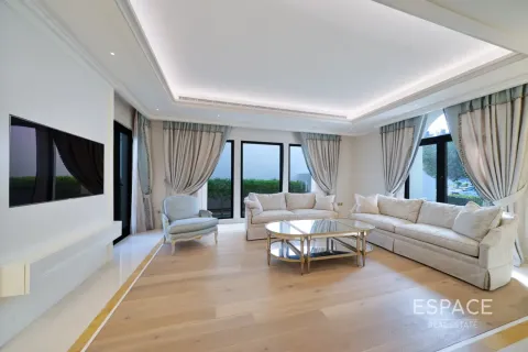 Villa Palm Jumeirah, Dubaijā, AAE 3 istabas, 465 m2 Nr. 738279 - attēls 2