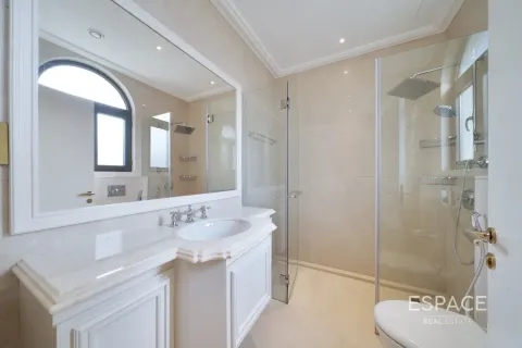 Villa Palm Jumeirah, Dubaijā, AAE 3 istabas, 465 m2 Nr. 738279 - attēls 5