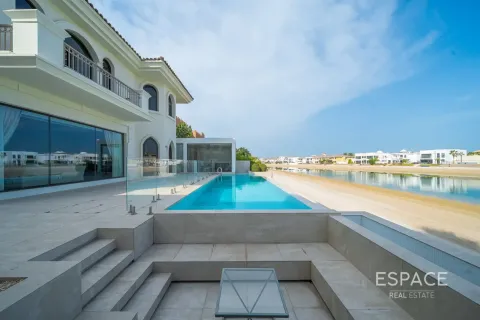 Villa Palm Jumeirah, Dubaijā, AAE 3 istabas, 465 m2 Nr. 738279 - attēls 18