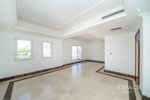 Villa in affitto a Meadows, Dubai, EAU 6 camere da letto, 457 mq. № 738277 - foto 9