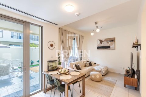 Kaupunkipientalo Dubai South (Dubai World Central), Dubai, Arabiemiraatit 3 makuuhuonetta, 185 m2 № 654263 - kuva 3