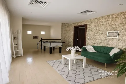 Huvila Meadows, Dubai, Arabiemiraatit 5 makuuhuonetta, 391 m2 № 661106 - kuva 5