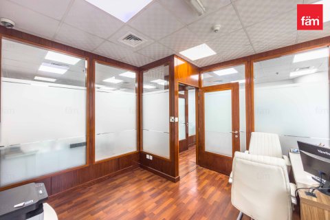 Office til leje i Business Bay, Dubai, UAE 82.5 kvm № 718955 - foto 6