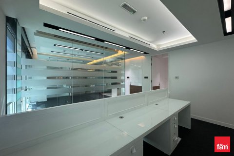 Escritório para arrendamento em Business Bay, Dubai, EAU 244.1 m2 № 718960 - foto 19