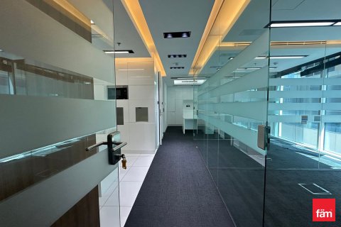 Escritório para arrendamento em Business Bay, Dubai, EAU 244.1 m2 № 718960 - foto 10