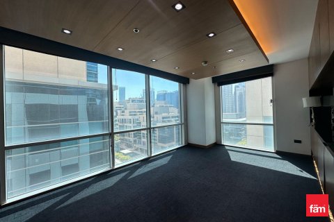 Escritório para arrendamento em Business Bay, Dubai, EAU 244.1 m2 № 718960 - foto 8