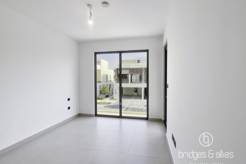 Vila u Dubai, UAE 4 spavaćih soba, 221.6 m2 Br. 669179 - fotografija 9