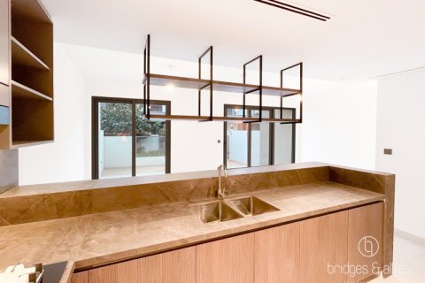 Vila u Dubai, UAE 3 spavaćih soba, 140.4 m2 Br. 669173 - fotografija 2