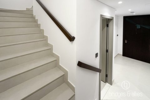 Vila di Dubai, UAE 4 bilik tidur, 212.7 meter persegi № 669178 - foto 3