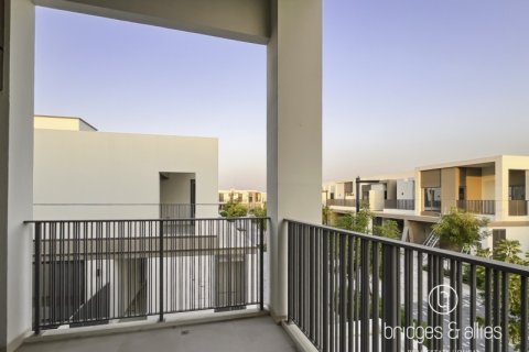 Vila di Dubai, UAE 4 bilik tidur, 212.7 meter persegi № 669178 - foto 9