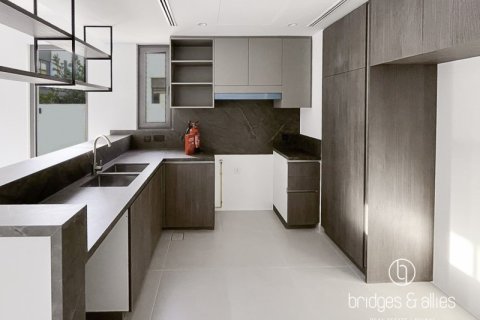 ویلا برای اجاره در Dubai، امارات متحده عربی 4 خوابه ، 202.1 متر مربع ، شماره 669176 - تصویر 4