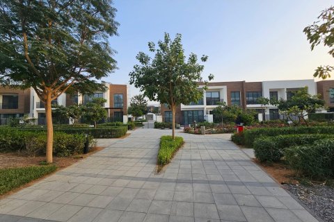 خانه شهری برای فروش در  Mina Al Arab، Ras Al Khaimah، امارات متحده عربی  3 خوابه ، 288 متر مربع ، شماره 656186 - تصویر 2