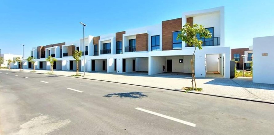 خانه شهری در Mina Al Arab، Ras Al Khaimah ، امارات متحده عربی 3 خوابه ، 288 متر مربع.  شماره 656186