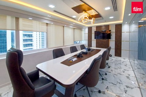 Kancelarija u Dubai, UAE 305 m2 Br. 687325 - fotografija 2