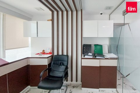 Kancelarija u Dubai, UAE 305 m2 Br. 687325 - fotografija 8