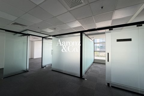 Kancelář v Sheikh Zayed Road, Dubai, SAE 76 m² Č.: 703389 - fotografie 4
