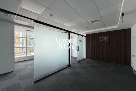 Kancelář v Sheikh Zayed Road, Dubai, SAE 76 m² Č.: 703389 - fotografie 9