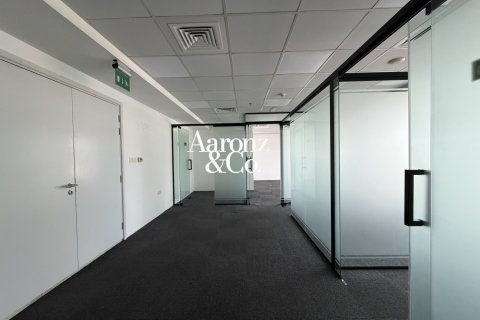 Office in Sheikh Zayed Road, Dubai, UAE 76 sq.m. № 703389
