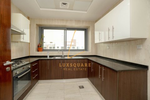 Apartment in AZIZI ORCHID in Al Furjan, Dubai, UAE 2 bedrooms, 138 sq.m. № 703387 - photo 5
