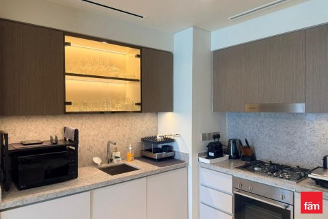Apartamento en venta en Dubai Harbour, Dubai, EAU 1 dormitorio, 72.5 m2 № 721671 - foto 5