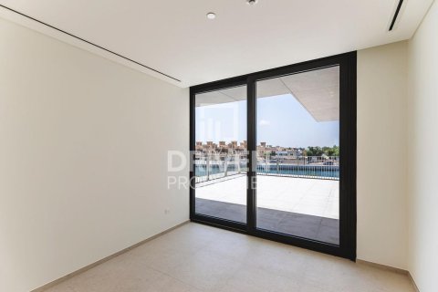 Huoneisto Jumeirah, Dubai, Arabiemiraatit 4 makuuhuonetta, 341.42 m2 № 762464 - kuva 13