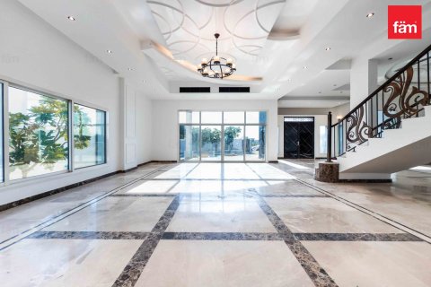 Βίλα σε Al Barsha, Dubai, ΗΑΕ 5 υπνοδωμάτια, 958.1 τ.μ. Αρ. 679058 - φωτογραφία 2