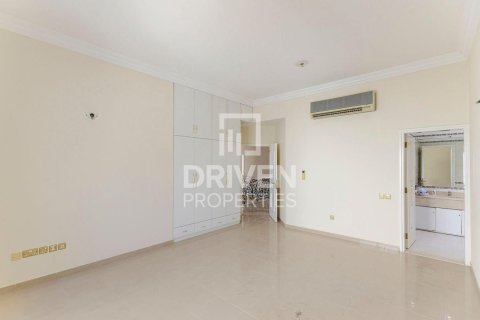 Huvila Umm Al Sheif, Dubai, Arabiemiraatit 5 makuuhuonetta, 1393.55 m2 № 746038 - kuva 8