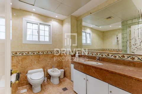 Huvila Umm Al Sheif, Dubai, Arabiemiraatit 5 makuuhuonetta, 1393.55 m2 № 746038 - kuva 26