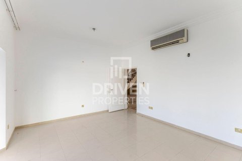Huvila Umm Al Sheif, Dubai, Arabiemiraatit 5 makuuhuonetta, 1393.55 m2 № 746038 - kuva 19