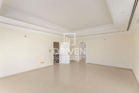 Huvila Umm Al Sheif, Dubai, Arabiemiraatit 5 makuuhuonetta, 1393.55 m2 № 746038 - kuva 16