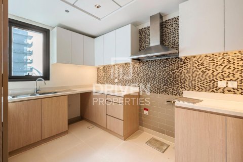 Huoneisto Deira, Dubai, Arabiemiraatit 3 makuuhuonetta, 177.63 m2 № 746034 - kuva 13
