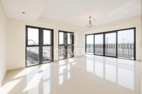 Huoneisto Deira, Dubai, Arabiemiraatit 3 makuuhuonetta, 177.63 m2 № 746034 - kuva 2
