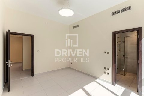 Huoneisto Downtown Dubai (Downtown Burj Dubai), Arabiemiraatit 2 makuuhuonetta, 140.1 m2 № 746036 - kuva 8