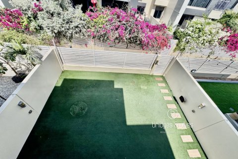 Villa in Dubai Hills Estate, Dubai, VAE 3 slaapkamers, 194 vr.m. nr 687853