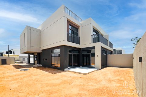 Villa til leje i Dubai, UAE 3 soveværelser, 324.3 kvm № 670138 - foto 1