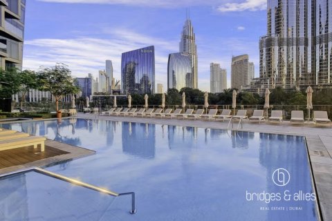 Huoneisto Downtown Dubai (Downtown Burj Dubai), Arabiemiraatit 2 makuuhuonetta, 110.2 m2 № 669104 - kuva 16