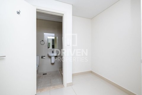Apartamento en alquiler en Downtown Dubai (Downtown Burj Dubai), Dubai, EAU 3 dormitorios, 184.32 m2 № 768596 - foto 18