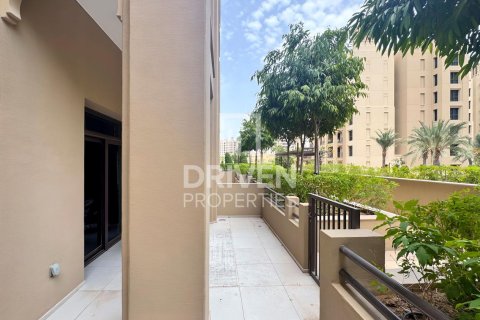 Apartemen di Umm Suqeim, Dubai, UEA 1 kamar tidur, 90.95 m2 nomor 743229 - foto 13