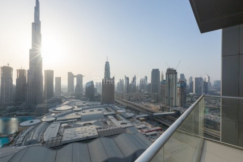 Appartement te huur in Downtown Dubai (Downtown Burj Dubai), Dubai, VAE 3 slaapkamers, 203 vr.m., nr 719287 - foto 10