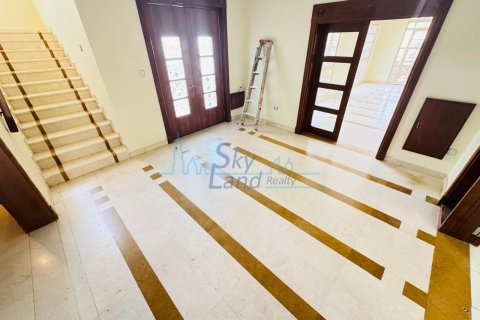 Villa uthyres i Umm Suqeim, Dubai, UAE 4 sovrum, 371.6 kvm Nr. 659626 - fotografi 11