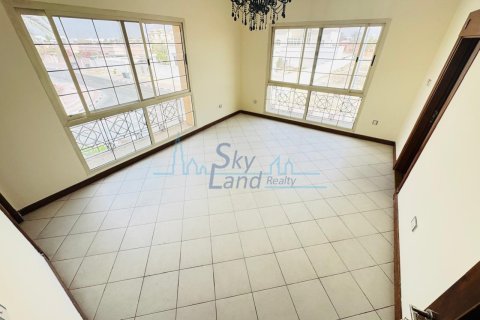 Villa uthyres i Umm Suqeim, Dubai, UAE 4 sovrum, 371.6 kvm Nr. 659626 - fotografi 33