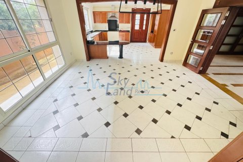 Villa uthyres i Umm Suqeim, Dubai, UAE 4 sovrum, 371.6 kvm Nr. 659626 - fotografi 16